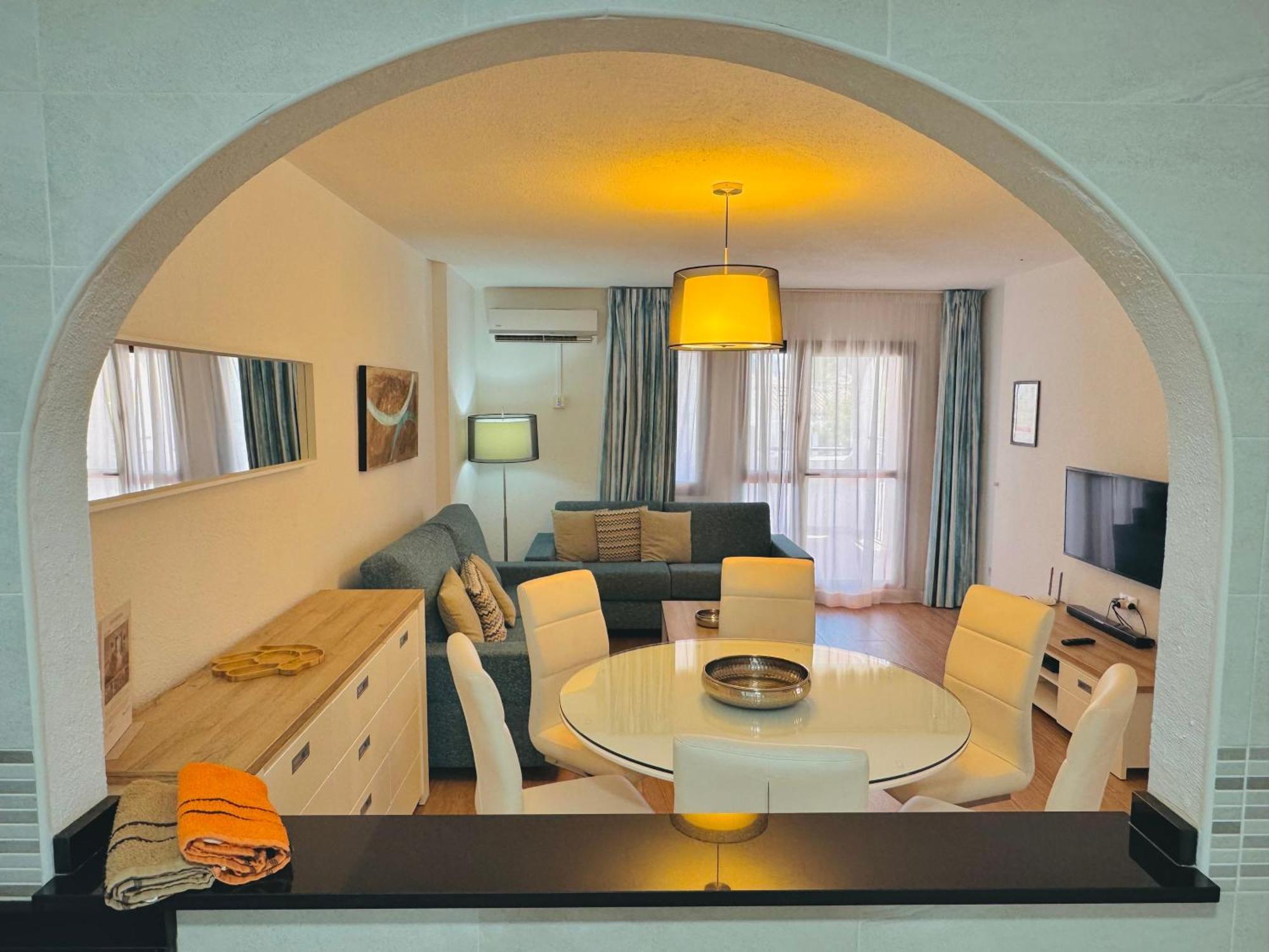Pueblo Evita Premium Suites Benalmadena Exterior photo