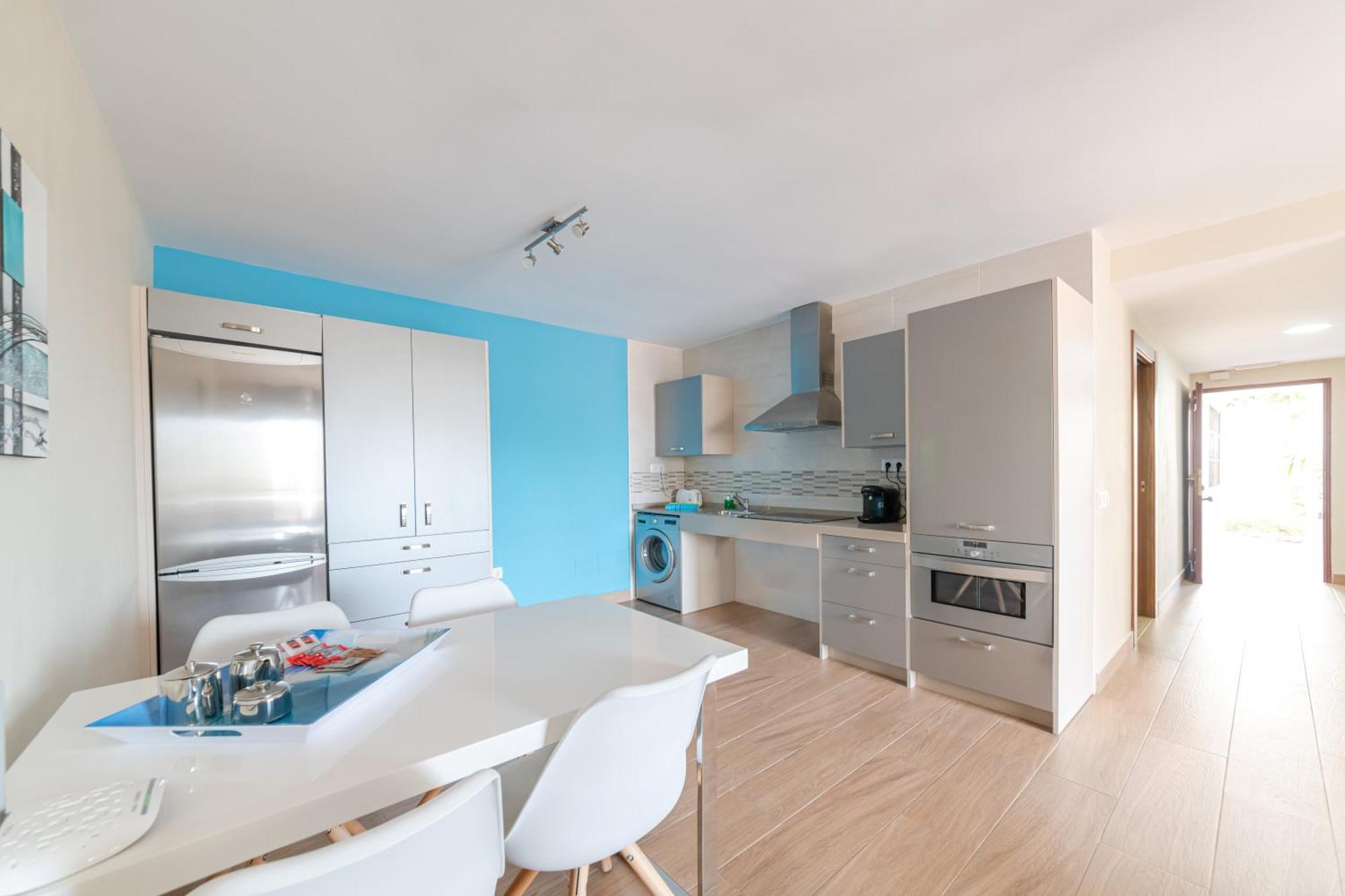 Pueblo Evita Premium Suites Benalmadena Exterior photo